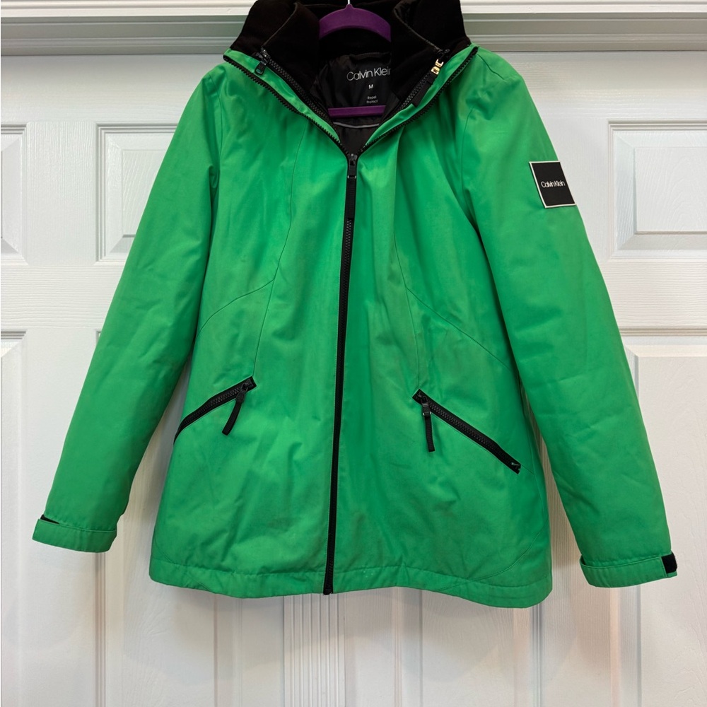Calvin Klein women’s Vibrant Green Raincoat